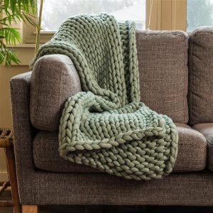 Chunky Knitted Throw – Sage