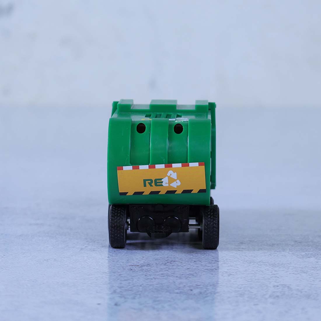 773203-2.jpg
