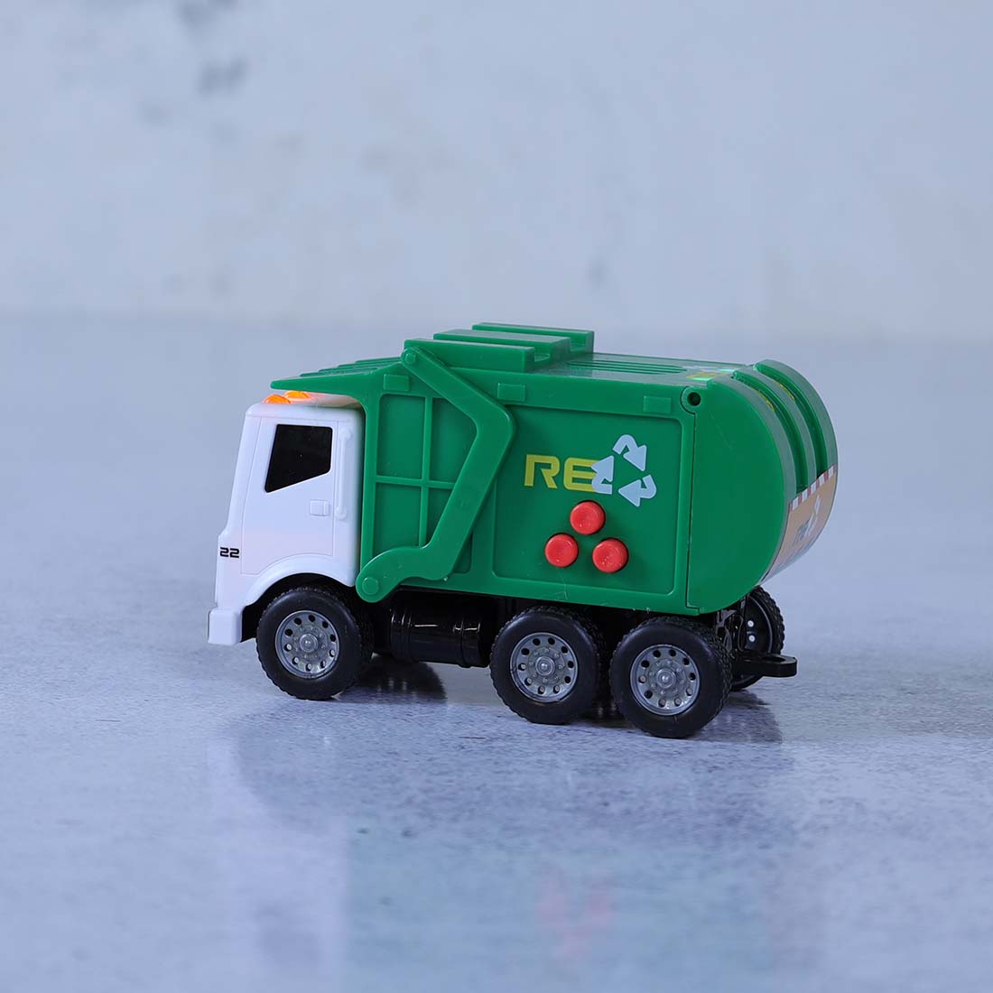 773203-3.jpg
