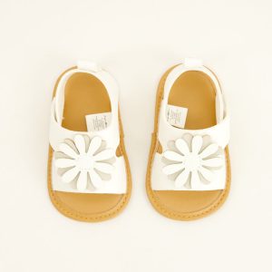 Infant 3D Floral White Sandals