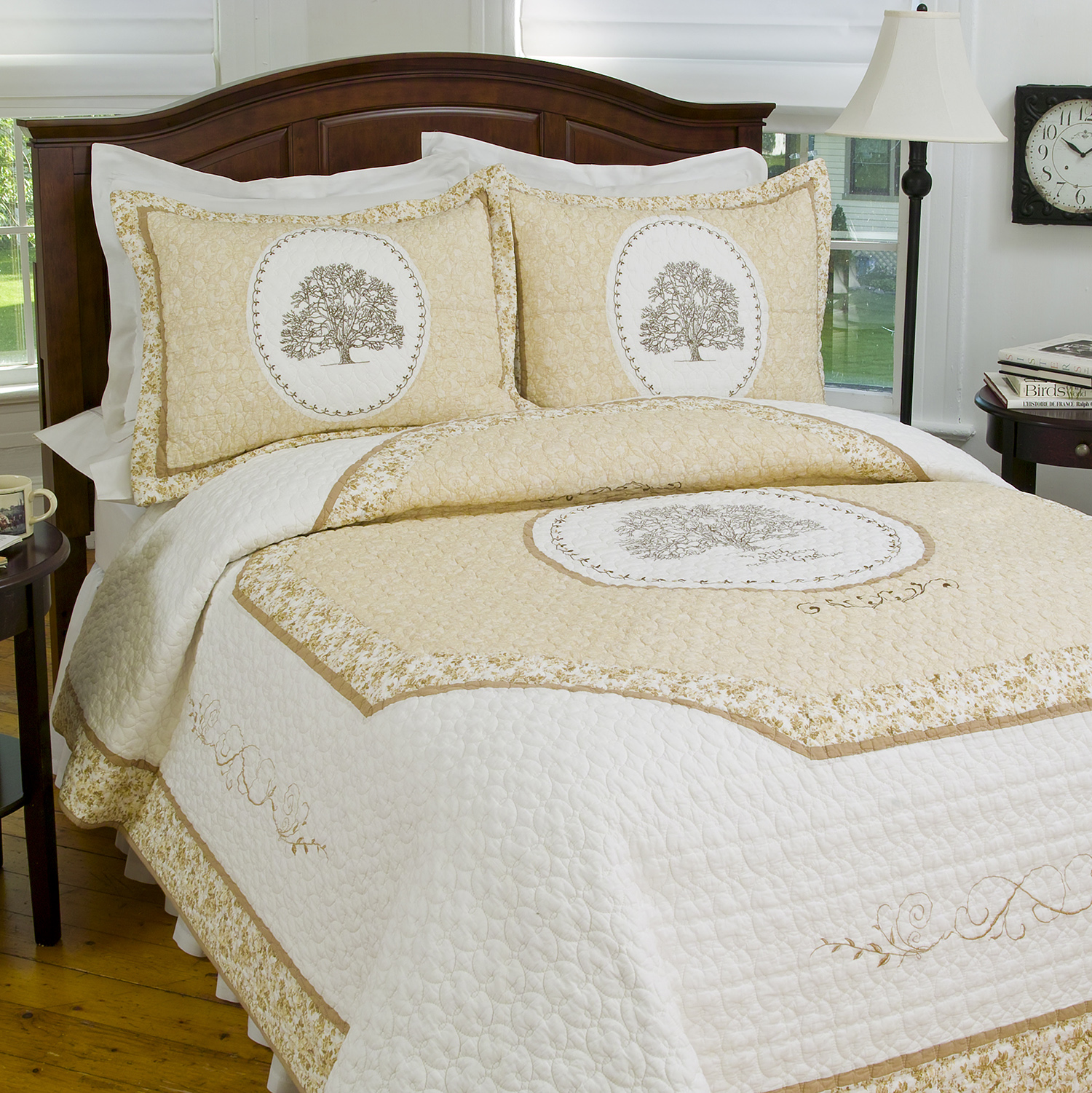 tree-of-life-room-shot.jpg